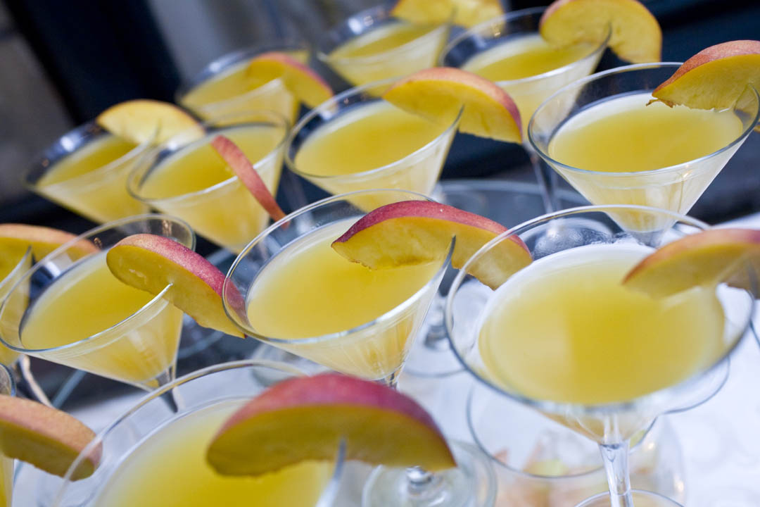 » Specialty Cocktails to go with your Wedding Theme Wedding Planning